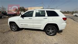 جیپ گراند شیرۆکی